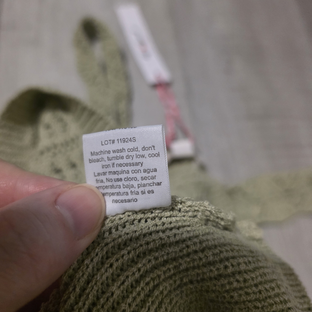 Poof Apparel Sage Green Crochet Tank Top Medium NWT - Picture 11 of 11